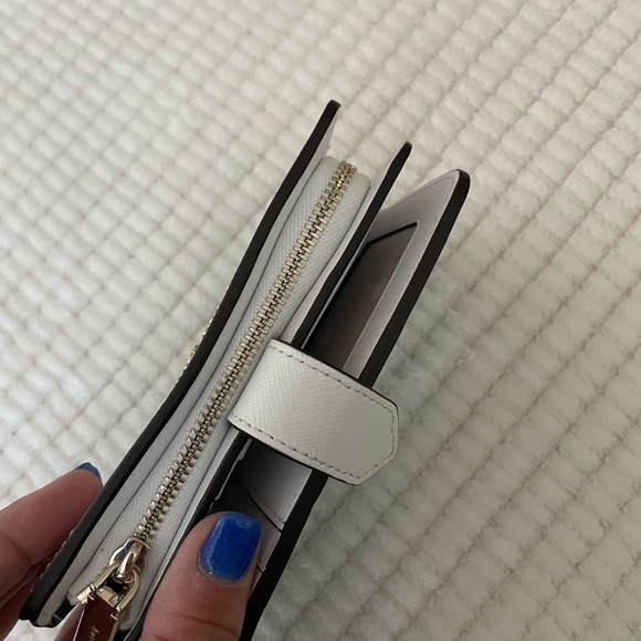 Kate spade wallet - Picture 2 of 3